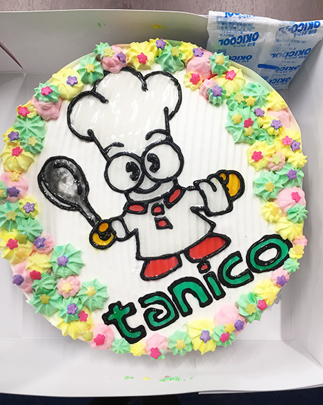ターニーが描かれたケーキ